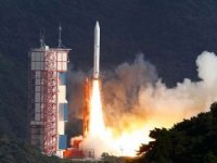 Japonya, 9 uydu taşıyan Epsilon roketini fırlattı