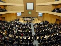 Afrika Birliği, Gabon'un üyeliğini askıya aldı