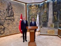 AYM Başkanı Zühtü Arslan, Gaziantep Valisi Gül'ü ziyaret etti