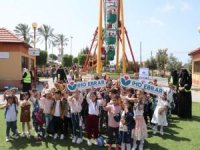 IHO EBRAR Gazzeli yetimleri bayramda sevindirdi