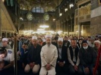 Diyanet İşleri Başkanı Erbaş fethin yıldönümünde Ayasofya Camii'nde sabah namazı kıldırdı