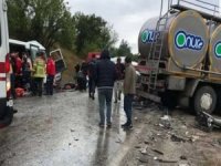 Balıkesir'de kaza: 7 ölü 14 yaralı