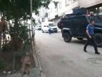 Diyarbakır'da silahlı kavga: Bir çocuk yaralandı, 3 araca mermiler isabet etti