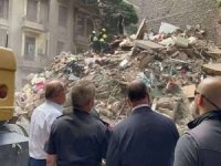 Mısır'da 5 katlı bina çöktü