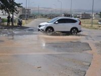 Vahşi sulama cadde ve yollara da zarar veriyor
