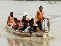 Pakistan'daki sel felaketlerinden 33 milyon insan etkilendi