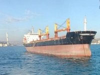 Dümeni kitlenen gemi nedeniyle Boğaz trafiği askıya alındı