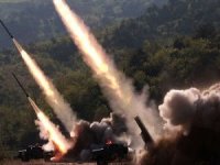 Kuzey Kore iki adet balistik füze fırlattı