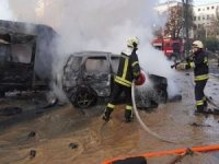 Kiev'e füzeli saldırılar: 8 ölü 36 yaralı