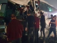 Batman-Diyarbakır karayolunda trafik kazası: 1 ölü, 22 yaralı