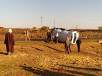 Tarım işçilerini taşıyan minibüs kaza yaptı: 4 yaralı