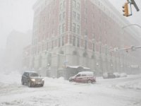 ABD'nin New York eyaletini kar fırtınası vurdu: 3 ölü