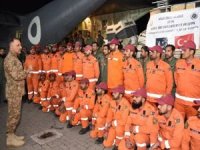 Pakistan, Türkiye’ye arama kurtarma ekipleri gönderdi