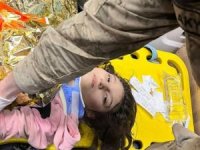 10 yaşındaki Aysima 160 saat sonra enkazdan sağ çıkarıldı