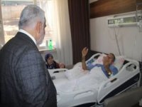 Yapıcıoğlu, Şanlıurfa'da depremzedeleri ziyaret etti
