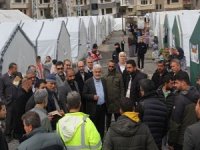 HÜDA PAR Genel Başkanı Yapıcıoğlu, İskenderun'da depremzedelerin sorunlarını dinledi