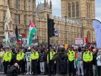 Filistinli Müslümanlara uygulanan zulüm Londra'da protesto edildi