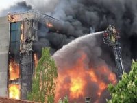 Akit Medya grubunun içerisinde bulunduğu binadaki yangın söndürüldü