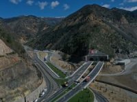 Bakan Karaismailoğlu: Bir günde 50 kilometre uzunluğunda tünel açtık