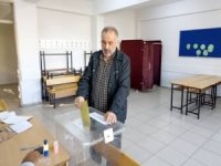 Oy verme işlemi ülke genelinde başladı
