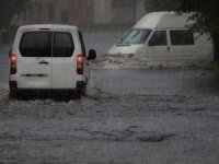 Meteoroloji'den Karadeniz için "sel ve su baskını" uyarısı