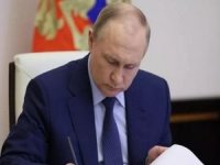 Putin petrol satış yasağını yılsonuna kadar uzattı