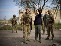 Zelenskiy’den Donetsk bölgesine ziyaret