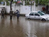 Hindistan'da aşırı yağışlar: 12 ölü