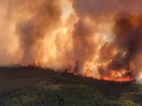 Kanada orman yangınlarına teslim