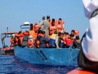 Tunus açıklarında düzensiz göçmen teknesi battı