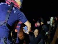 İzmir'de 105 düzensiz göçmen yakalandı