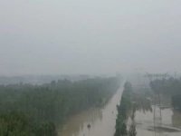 Çin'de sel nedeniyle 'kırmızı' alarm