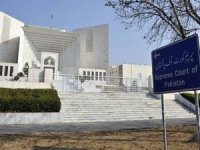 Pakistan'da Anayasa Mahkemesi mahkeme kararları ile ilgili yasayı iptal etti