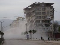 Bakan Yerlikaya: Ağır hasarlı binaların yüzde 49'u yıkıldı