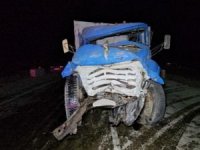 Ermenistan'da minibüs ile kamyon çarpıştı: 11 ölü