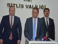 Bitlis Valisi Karaömeroğlu'ndan ilk mesaj: "Halka hizmet Hakka hizmettir" anlayışıyla çalışacağız