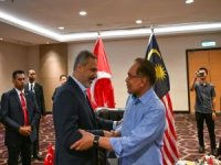 Dışişleri Bakanı Fidan, Malezya Dışişleri Bakanı Kadir ile görüştü