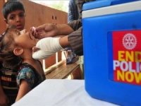 Pakistan'a çocuk felci salgını nedeniyle uygulanan seyahat kısıtlaması uzatıldı