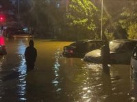 Başakşehir’de sel nedeniyle bir kişi hayatını kaybetti
