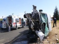 Elazığ'da yolcu otobüsü ile minibüs çarpıştı :18 yaralı