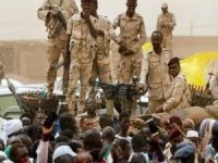 Sudan'da 5 bin kişi hayatını kaybetti, 5 milyon kişi yerinden edildi