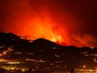 Kanarya Adaları'nda orman yangını: 3 binden fazla kişi tahliye edildi