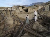 Afganistan'daki depremlerde can kaybı artıyor