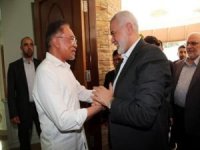 Malezya Başbakanı İbrahim, Heniyye'ye, Batı'nın kendisine yaptığı baskıyı anlattı