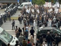 Hamburg'da polis "Filistin'e destek" gösterisine saldırdı