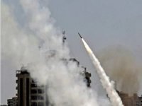 HAMAS'tan Tel Aviv'e roket ve füze operasyonu