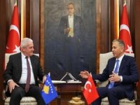 İçişleri Bakanı Yerlikaya, Kosovalı mevkidaşı Sveçla ile görüştü