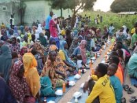 Umut Kervanı'ndan Togo'da bin kişilik sıcak yemek ikramı