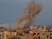 Siyonist işgal rejimi Heniyye'nin Gazze'deki evini bombaladı