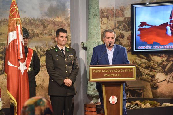 “turkiye-sehitlerini-aniyor”-etkinligi--008.jpg
